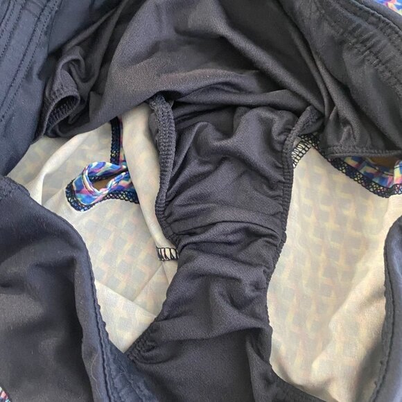 Athleta Vivid Ready Set Short Geo Paradise Reamult Printed Women's Small - Picture 6 of 8